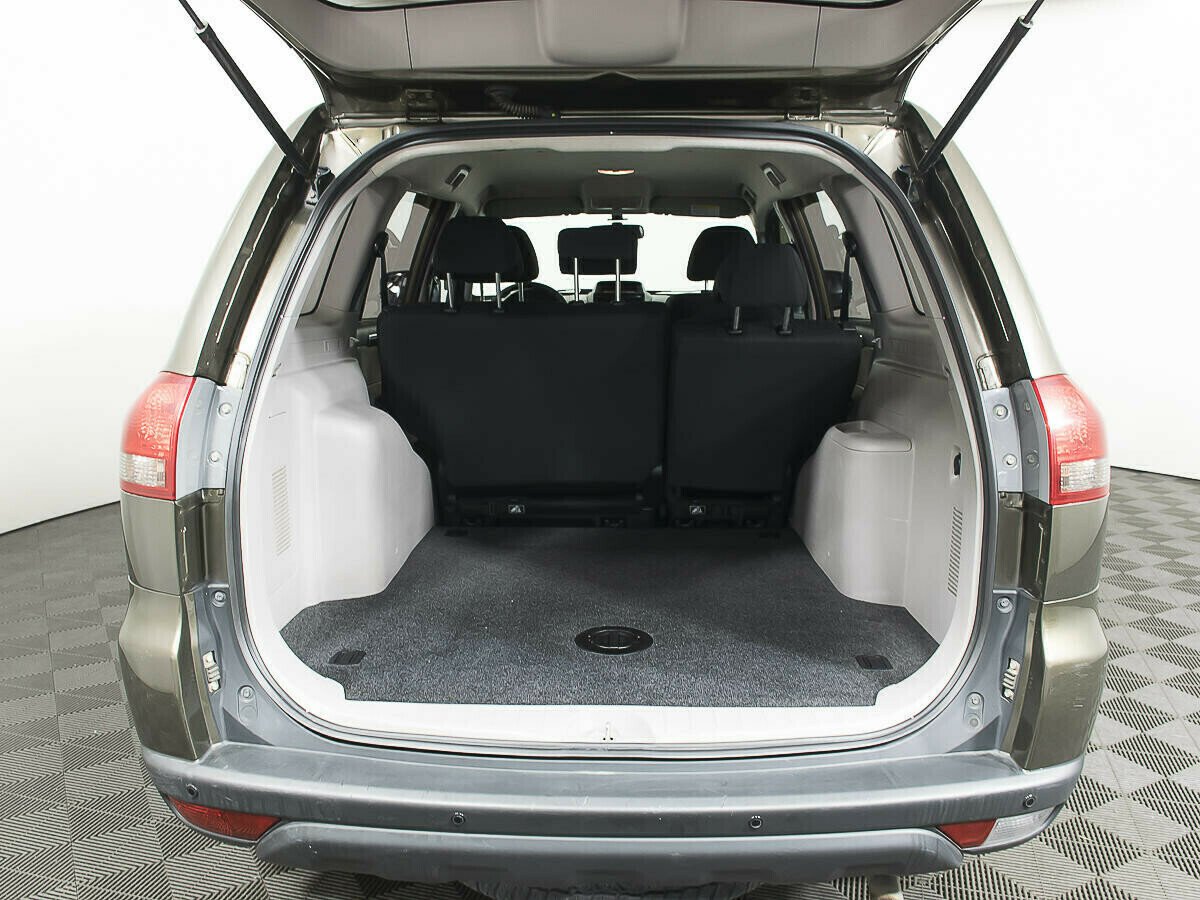 Mitsubishi Pajero Sport, 2.5 л, АТ, 2014 фото 1