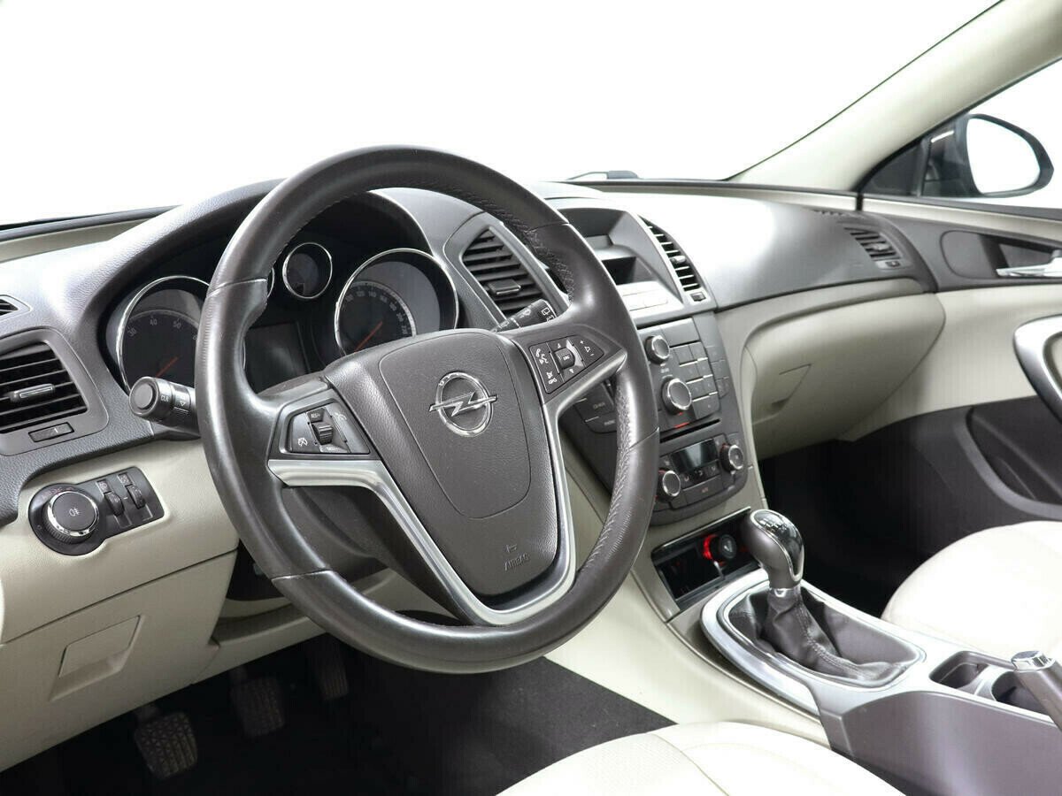 Opel Insignia, 1.6 л, МТ, 2012 фото 2