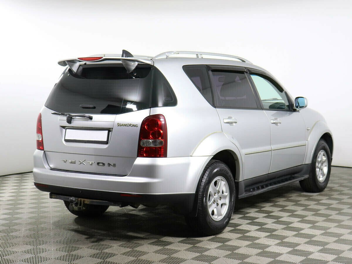 SsangYong Rexton, 2.7 л, АТ, 2010 фото 6