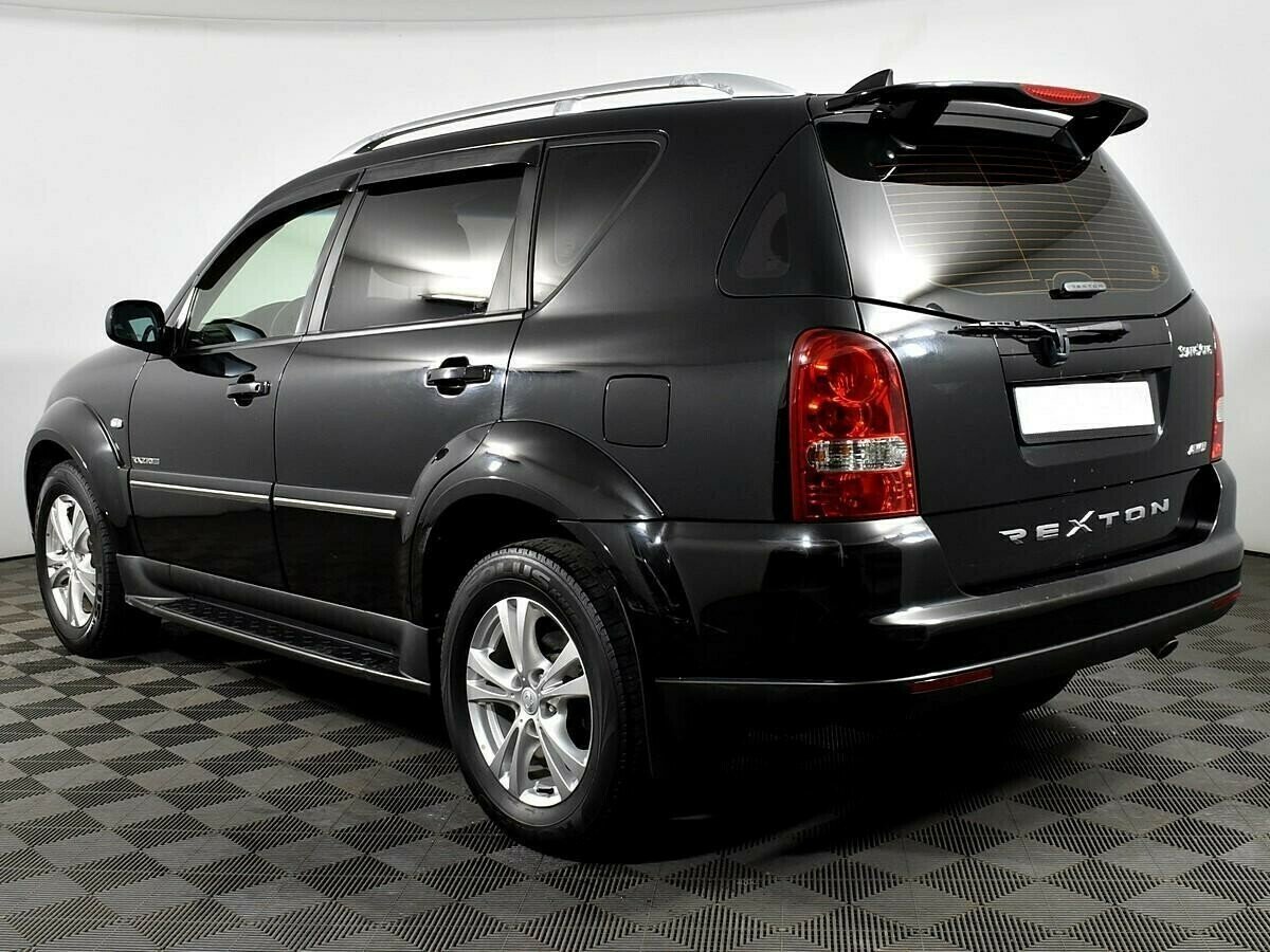 SsangYong Rexton, 2.7 л, АТ, 2011 фото 5