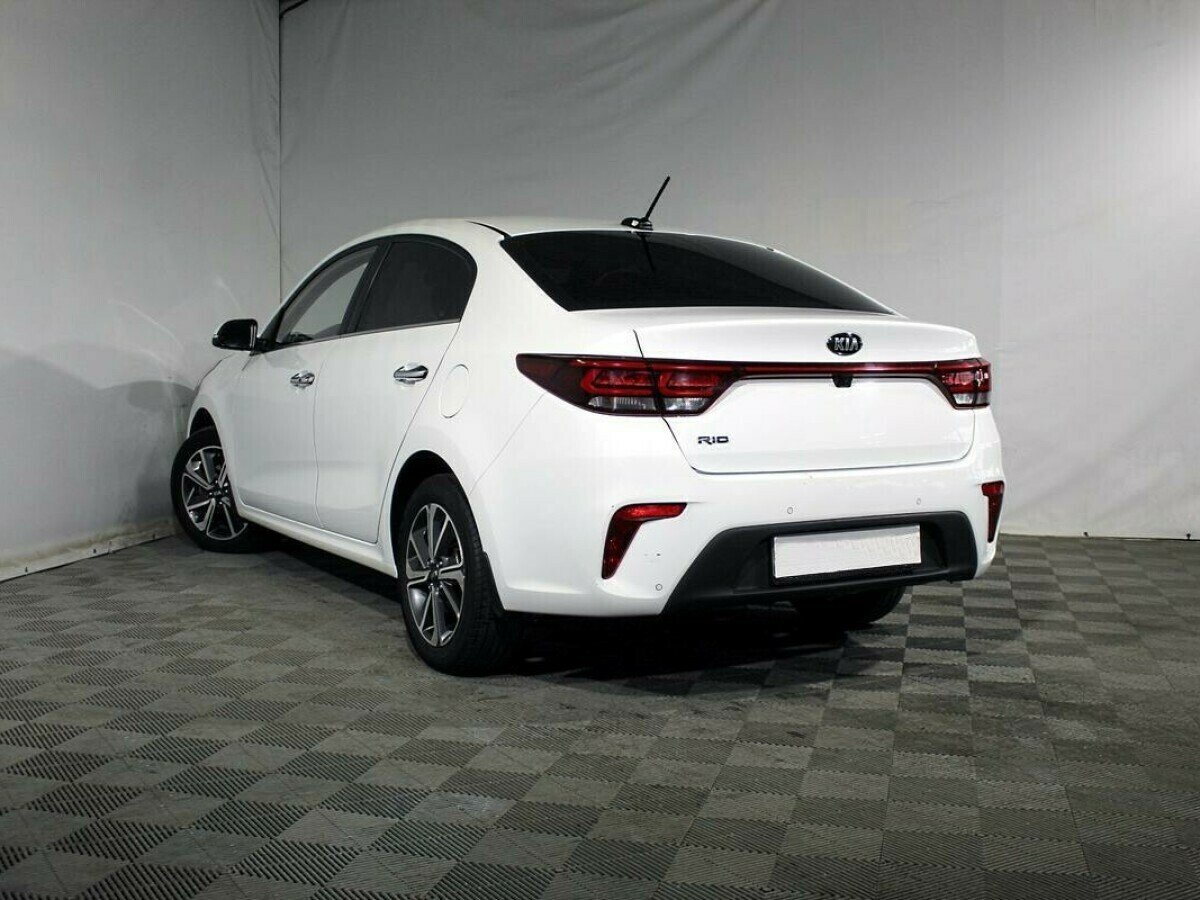 Kia Rio, 1.6 л, АТ, 2018 фото 5
