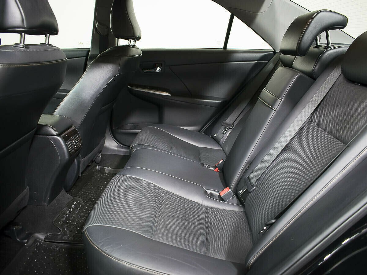 Toyota Camry, 2.5 л, АТ, 2017 фото 11