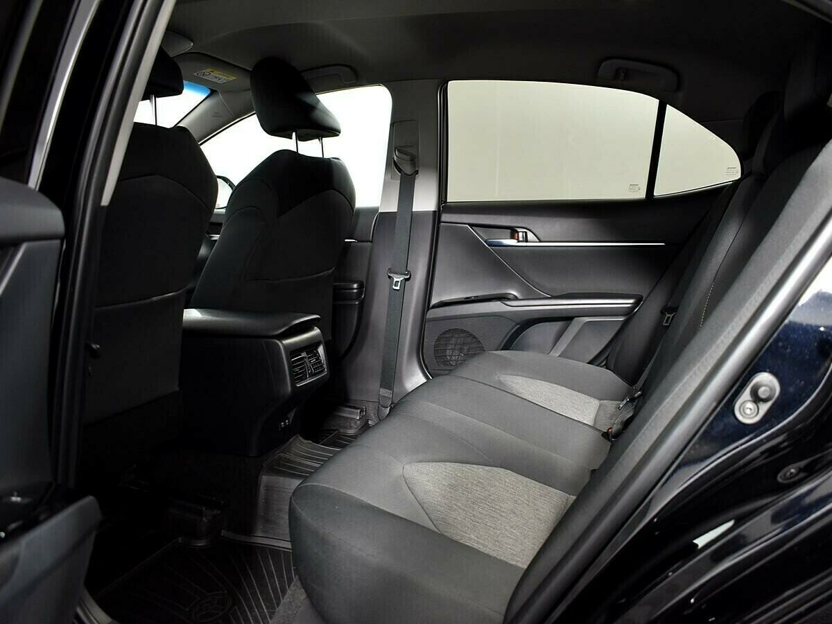 Toyota Camry, 2.0 л, АТ, 2019 фото 1