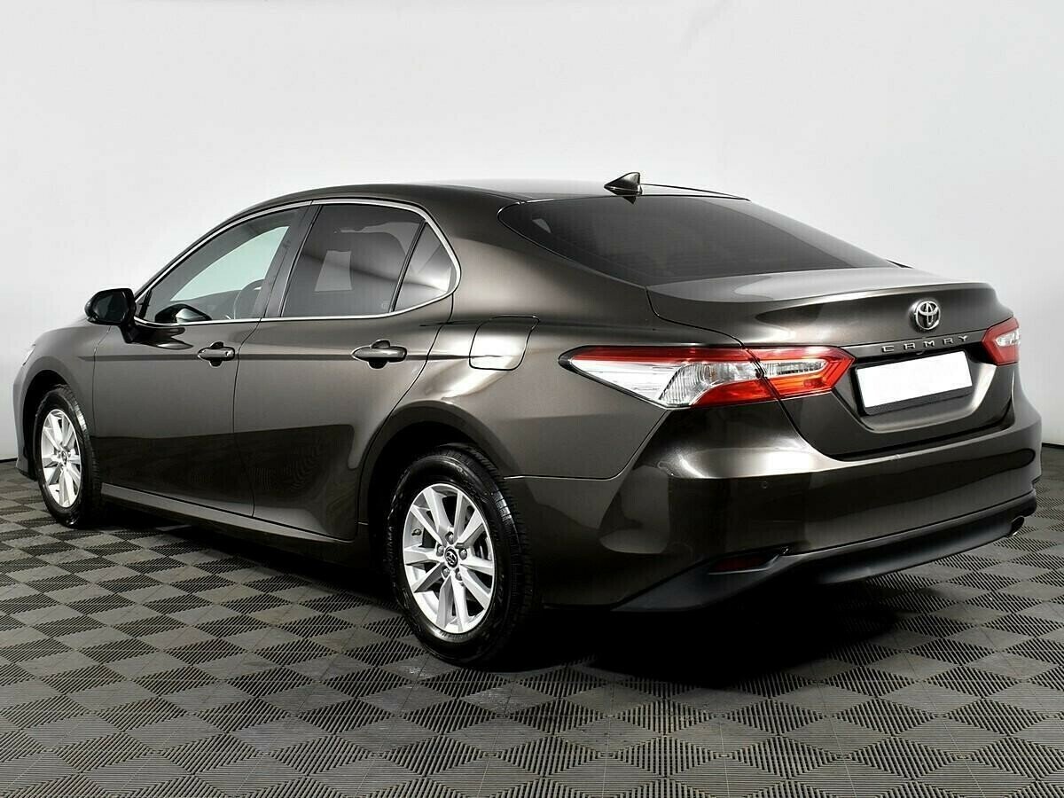 Toyota Camry, 2.0 л, АТ, 2018 фото 5
