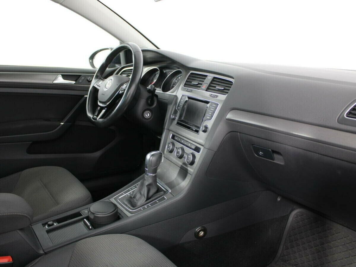 Volkswagen Golf, 1.2 л, Робот, 2013 фото 2
