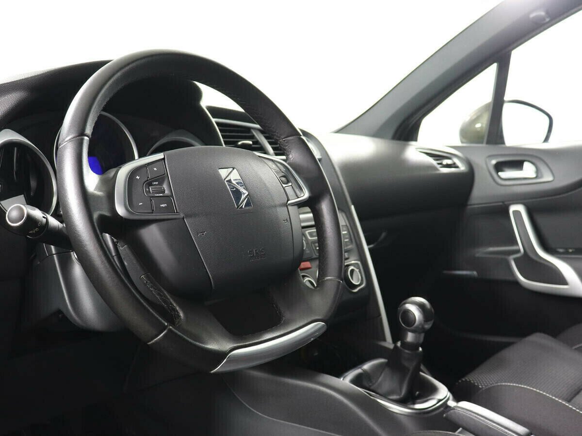 Citroen DS4, 1.6 л, МТ, 2013 фото 2