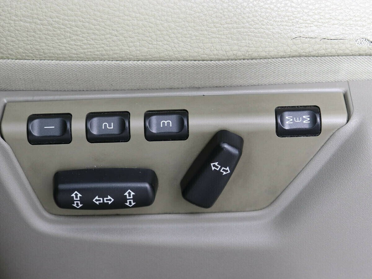 Volvo XC90, 2.4 л, АТ, 2009 фото 1