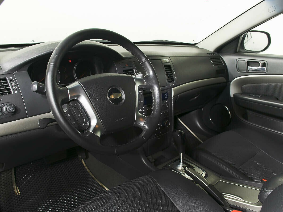 Chevrolet Epica, 2.0 л, АТ, 2010 фото 2