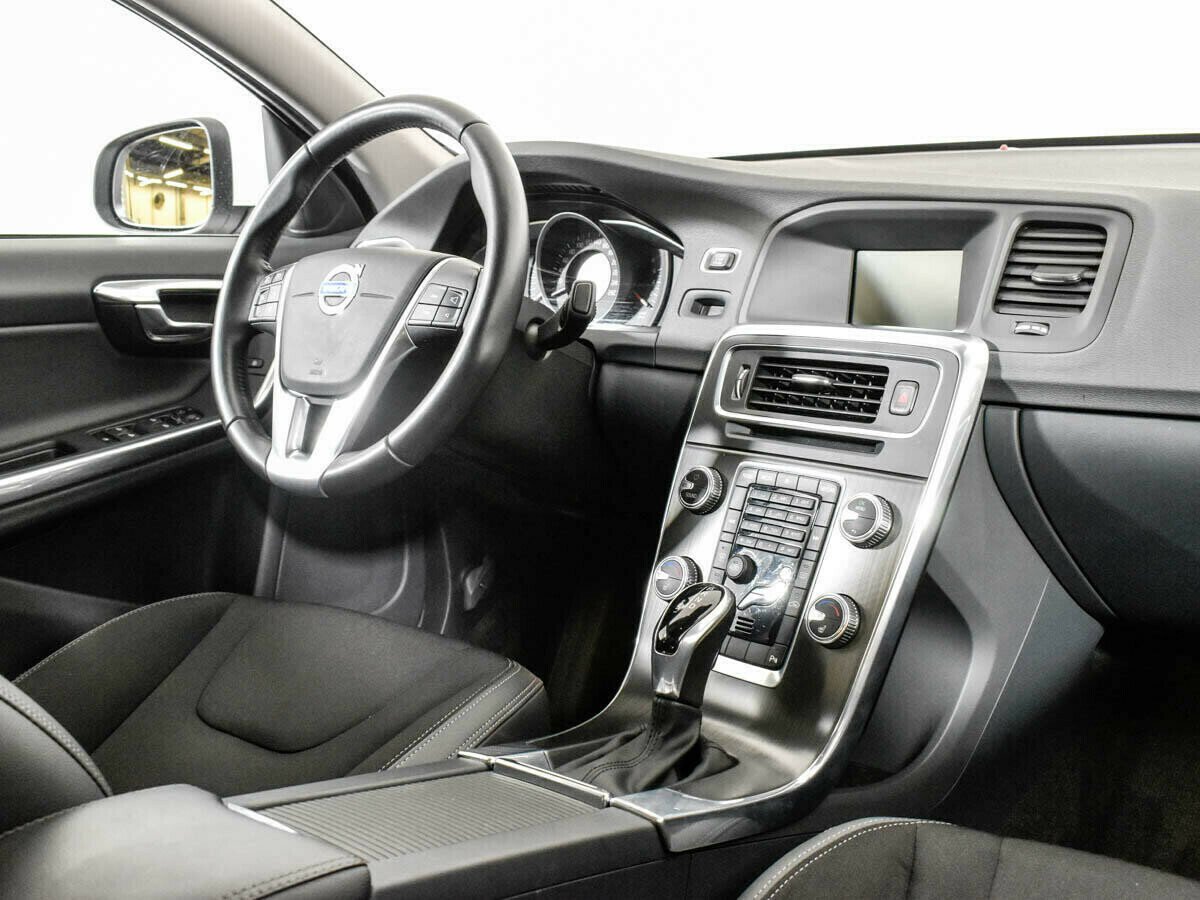 Volvo S60, 2.0 л, АТ, 2014 фото 2