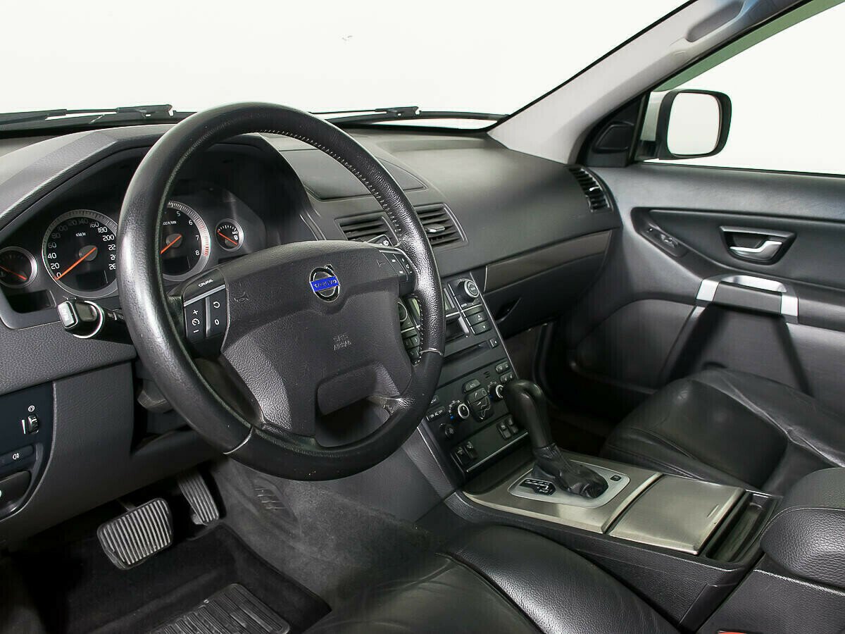 Volvo XC90, 2.5 л, АТ, 2011 фото 7
