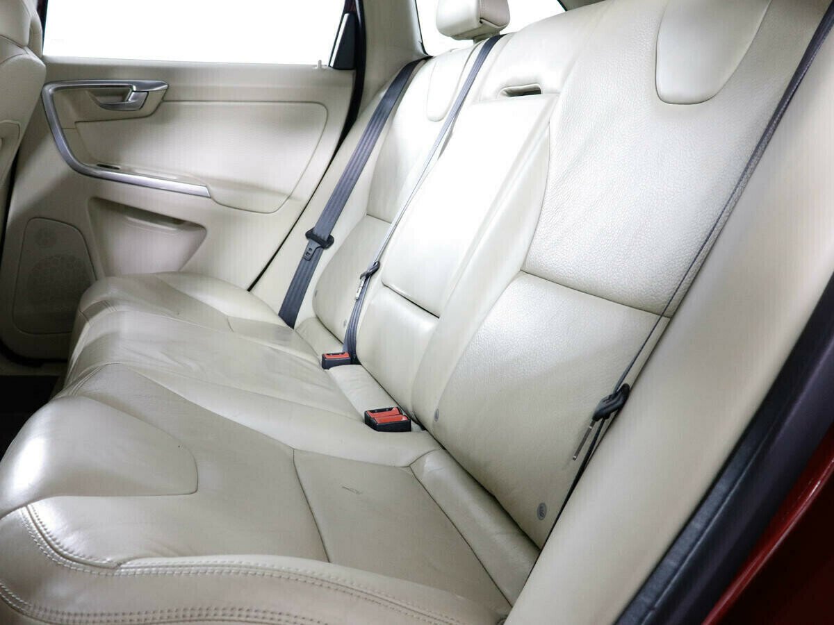 Volvo XC60, 2.4 л, АТ, 2011 фото 1