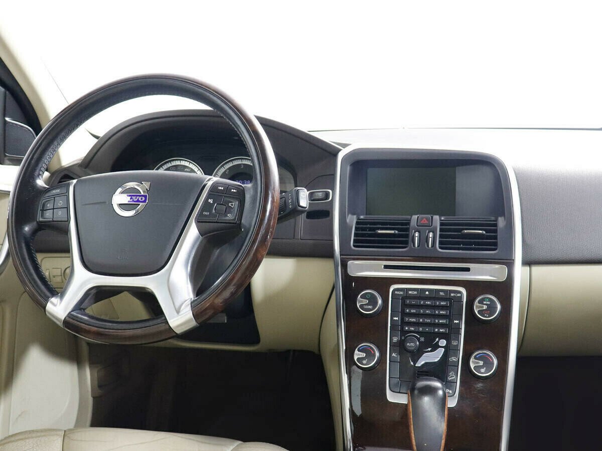 Volvo XC60, 2.4 л, АТ, 2011 фото 7