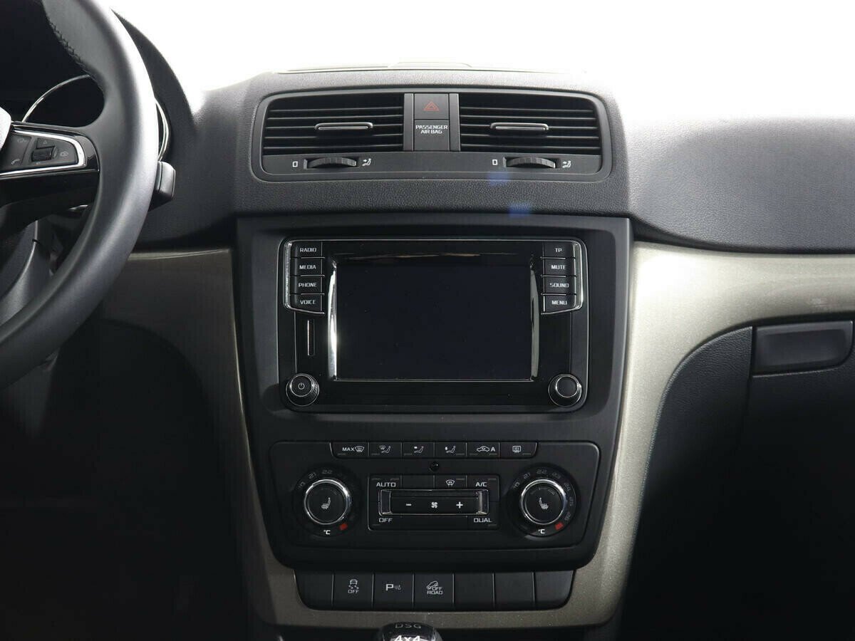 Skoda Yeti, 1.8 л, Робот, 2014 фото 7