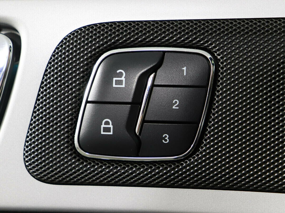 Ford Explorer, 3.5 л, АТ, 2011 фото 2