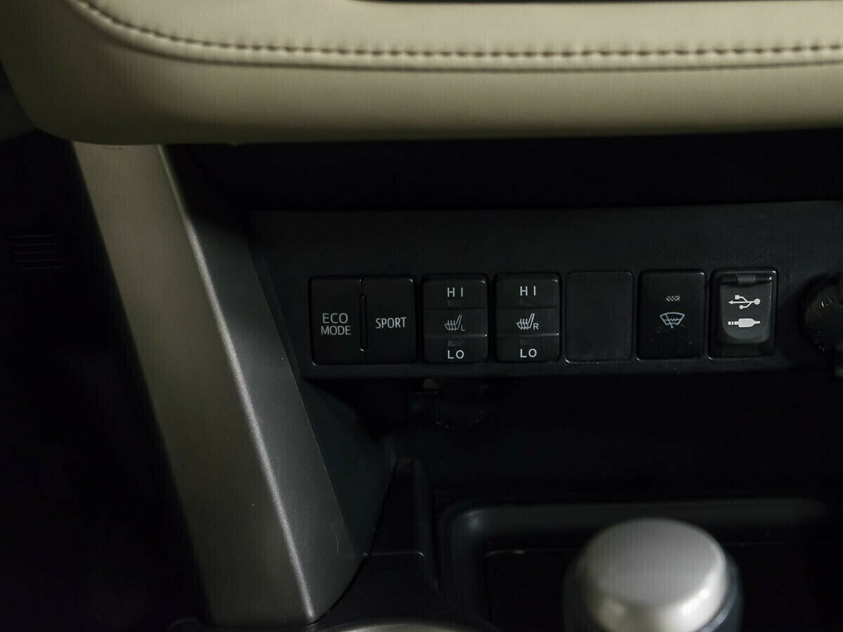 Toyota RAV4, 2.0 л, Вариатор, 2012 фото 13