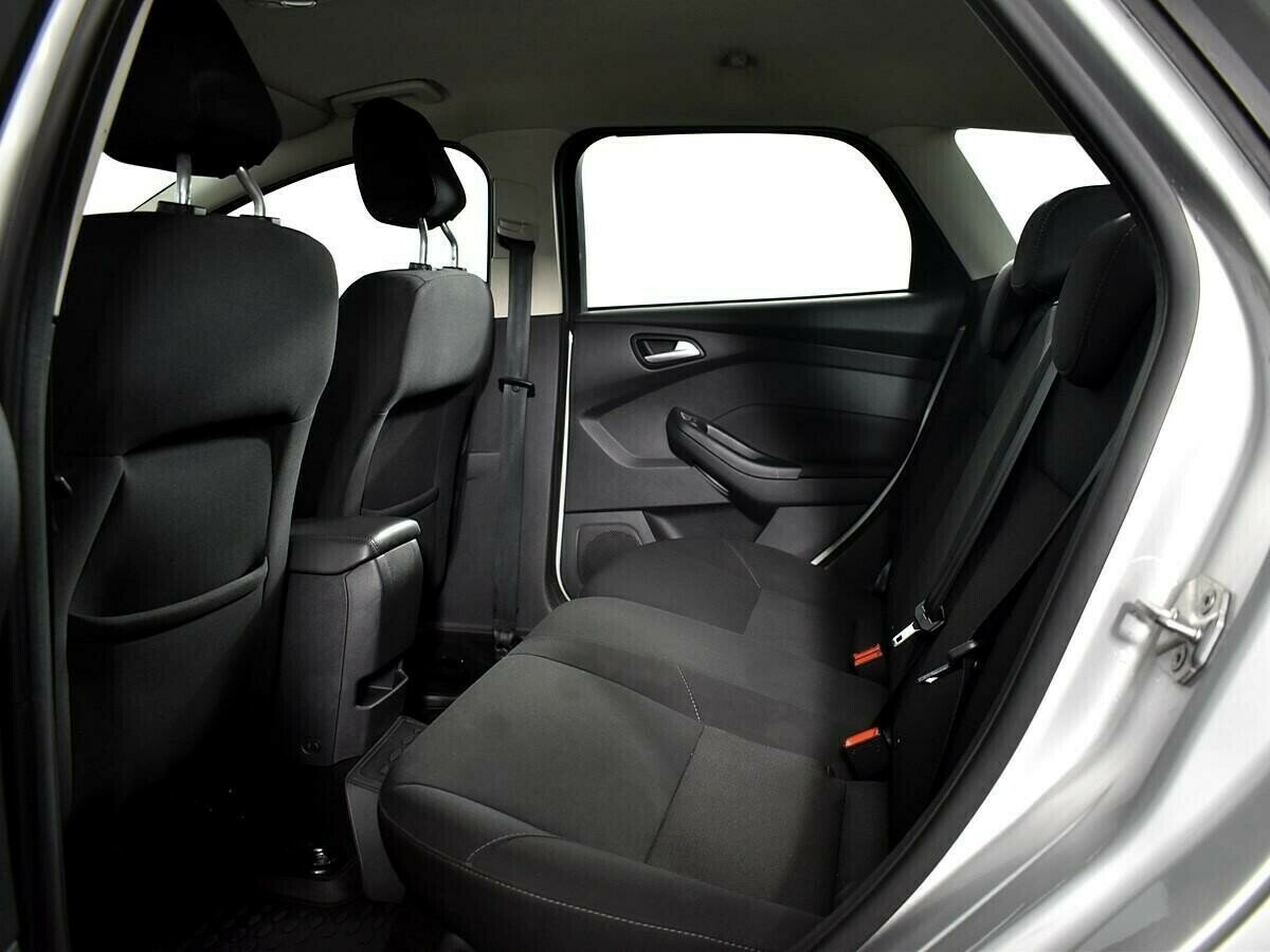 Ford Focus, 1.6 л, Робот, 2018 фото 1
