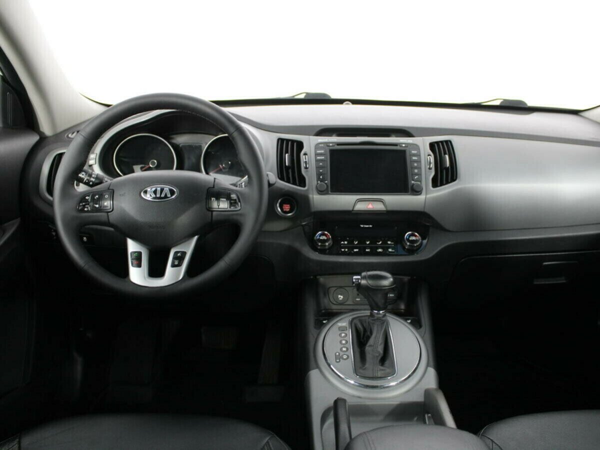 Kia Sportage, 2.0 л, АТ, 2015 фото 1