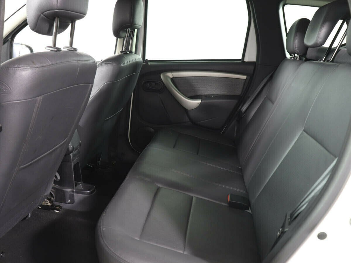 Renault Duster, 2.0 л, АТ, 2014 фото 7