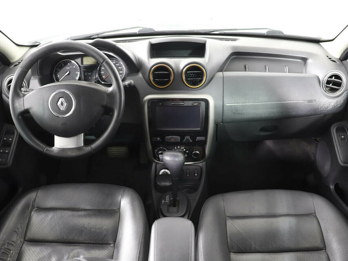 Renault Duster, 2.0 л, АТ, 2014 фото 1