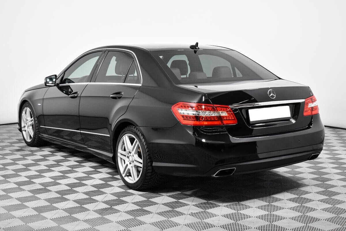 Mercedes-Benz E-Класс 1.8 АКПП, 2011, 146 000 км фото 4