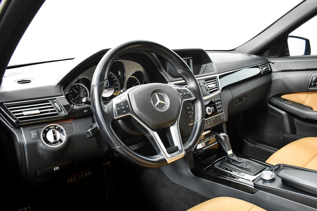 Mercedes-Benz E-Класс 1.8 АКПП, 2011, 146 000 км фото 5