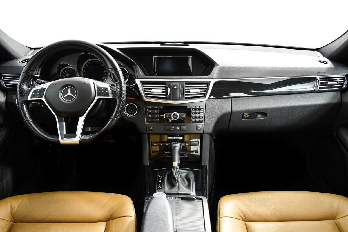 Mercedes-Benz E-Класс 1.8 АКПП, 2011, 146 000 км фото 6