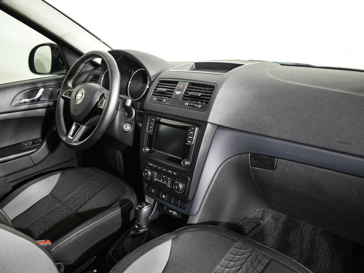 Skoda Yeti, 1.8 л, Робот, 2017 фото 2