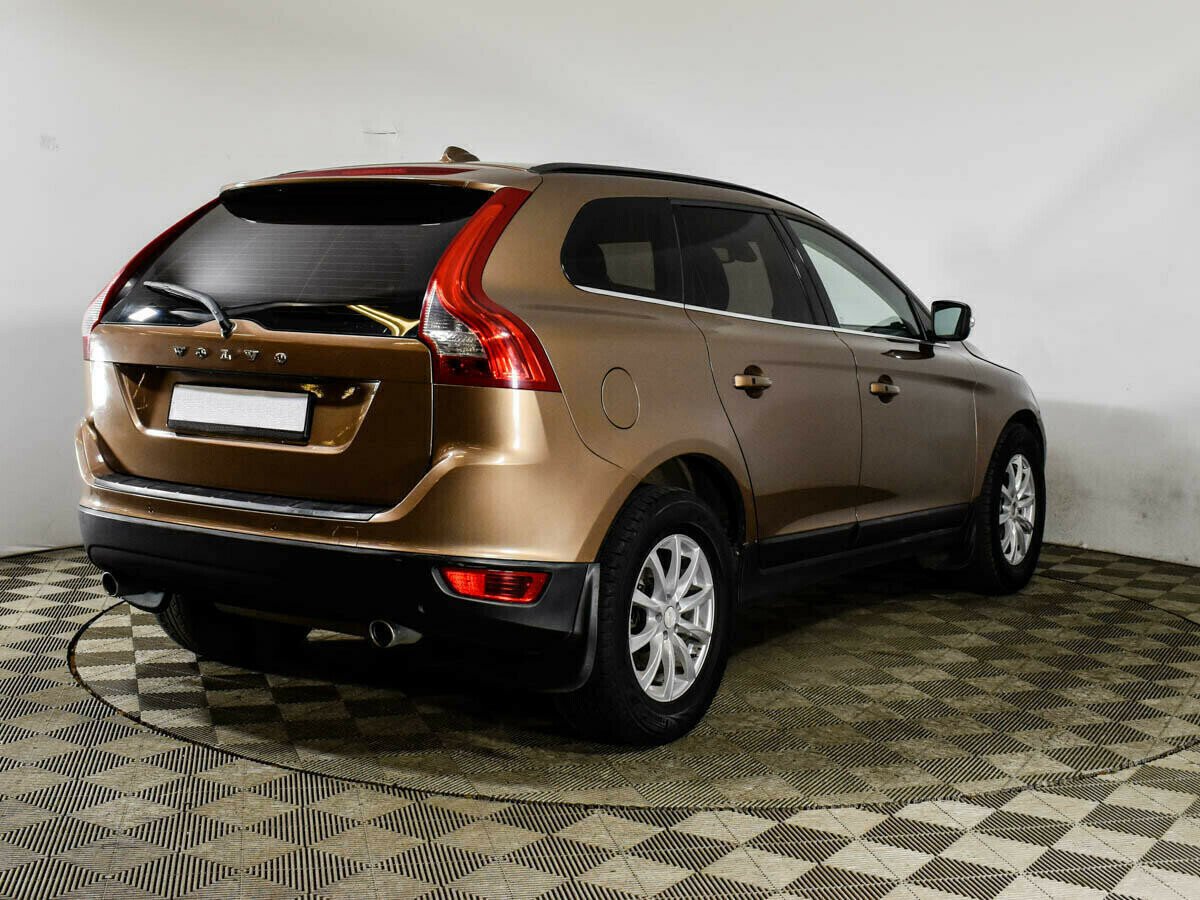 Volvo XC60, 2.4 л, АТ, 2011 фото 2