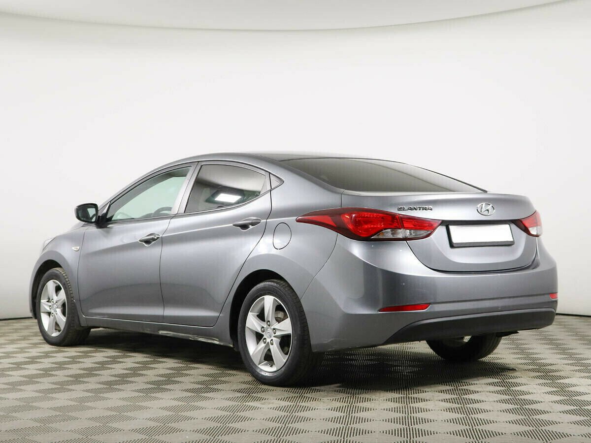 Hyundai Elantra, 2.0 л, АТ, 2015 фото 5