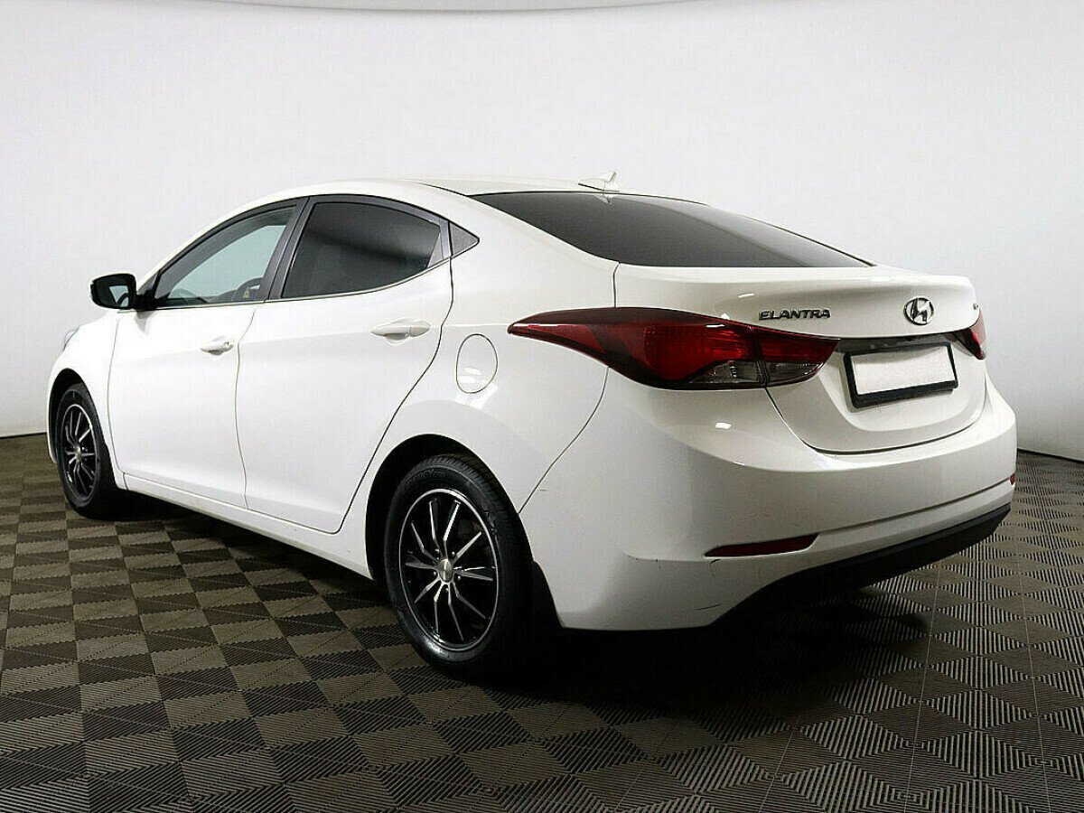 Hyundai Elantra, 2.0 л, АТ, 2015 фото 6