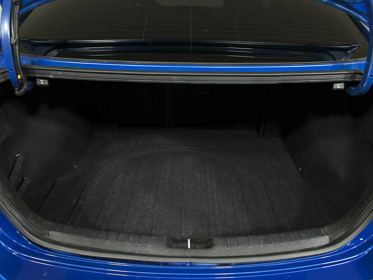 Hyundai Elantra, 2.0 л, АТ, 2017 фото 1
