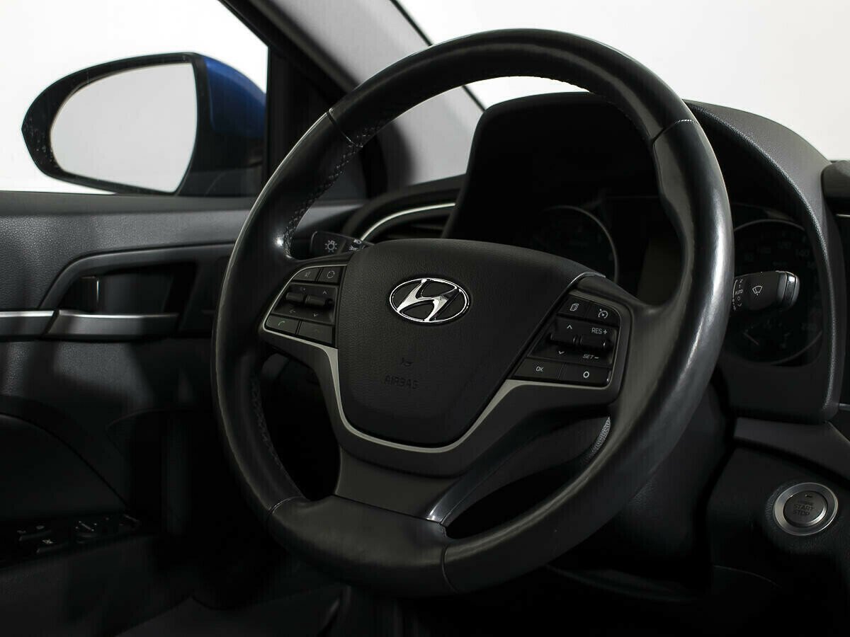 Hyundai Elantra, 2.0 л, АТ, 2017 фото 9