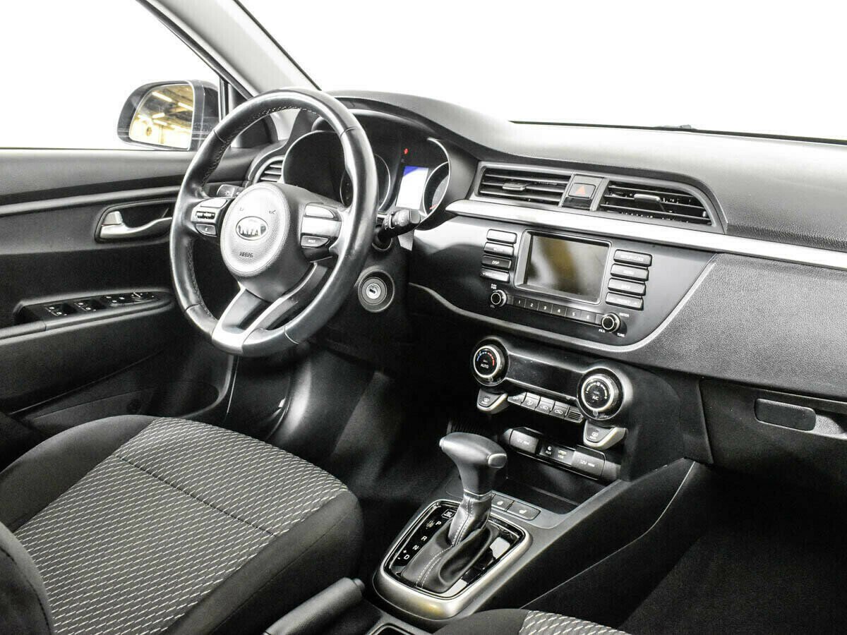 Kia Rio, 1.6 л, АТ, 2018 фото 2