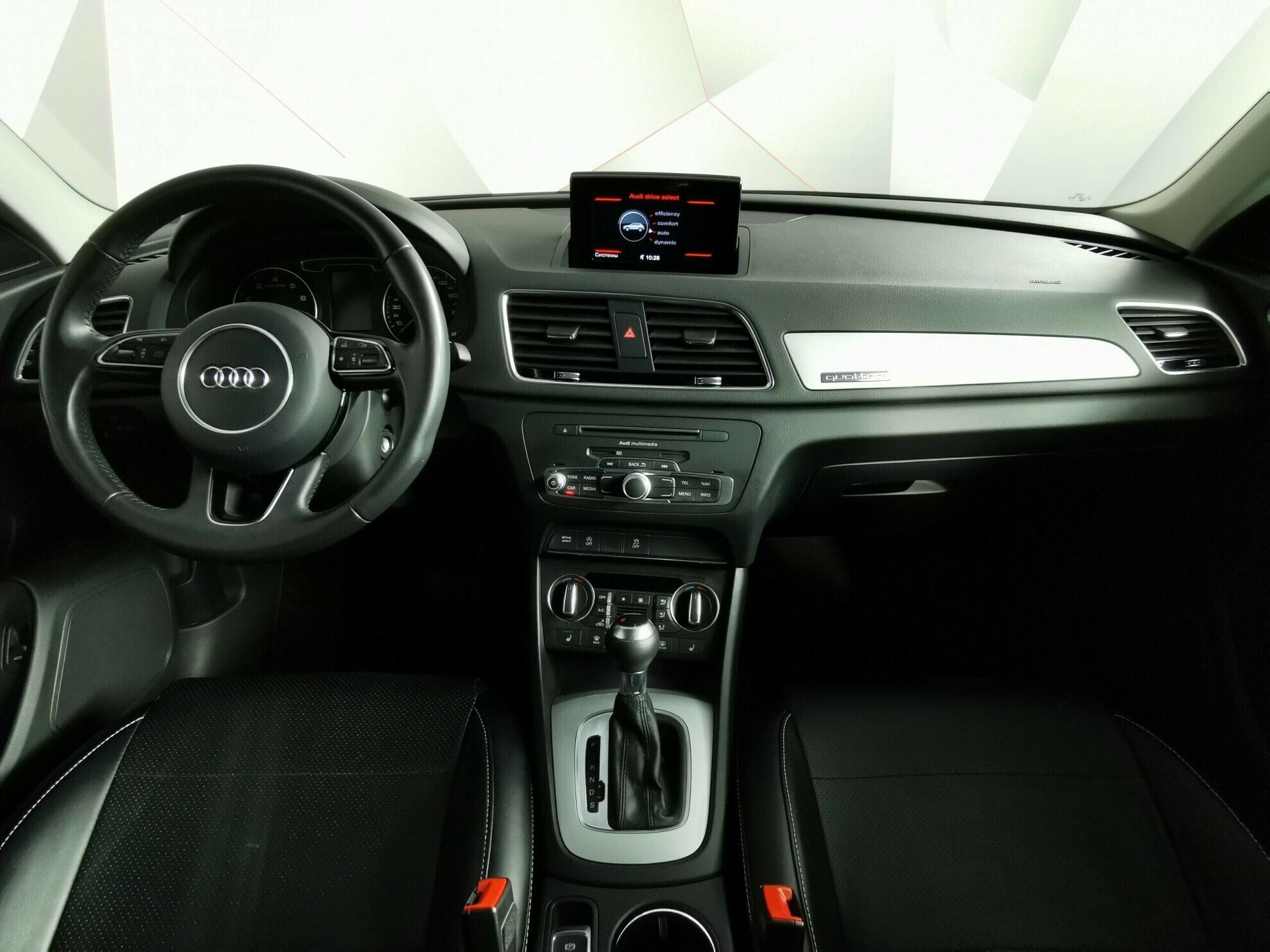 Audi Q3 2.0 РКПП, 2012, 141 000 км фото 10