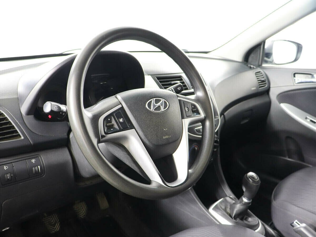 Hyundai Solaris, 1.6 л, МТ, 2014 фото 7