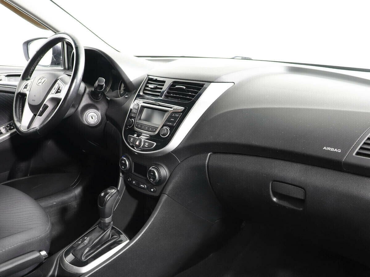 Hyundai Solaris, 1.6 л, АТ, 2015 фото 2