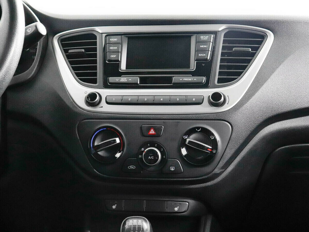 Hyundai Solaris, 1.6 л, МТ, 2018 фото 8