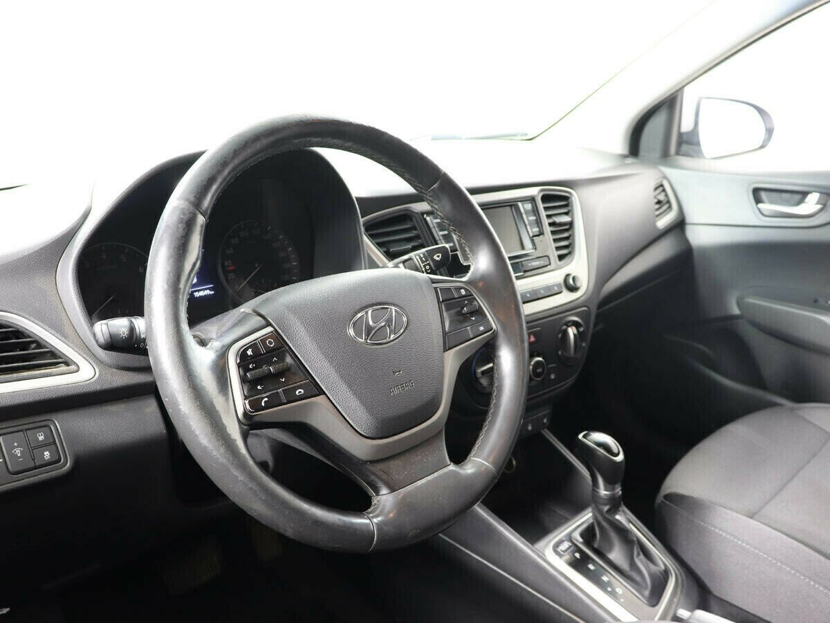 Hyundai Solaris, 1.6 л, АТ, 2018 фото 8