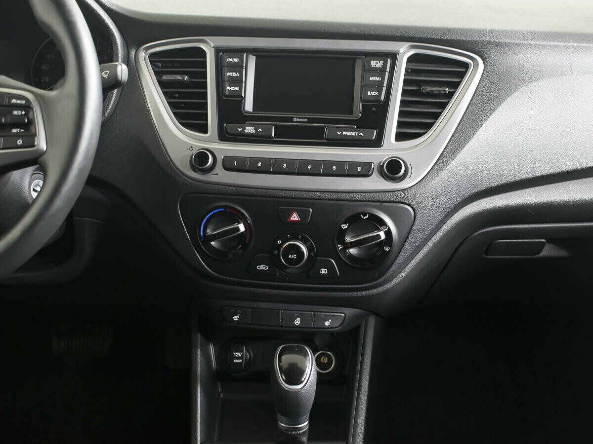Hyundai Solaris, 1.6 л, АТ, 2020 фото 8