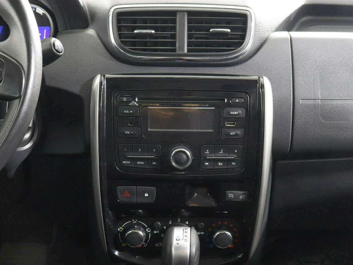 Nissan Terrano, 2.0 л, АТ, 2017 фото 1