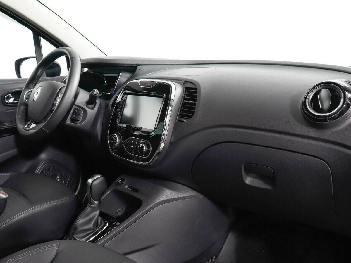 Renault Kaptur, 2.0 л, АТ, 2017 фото 2