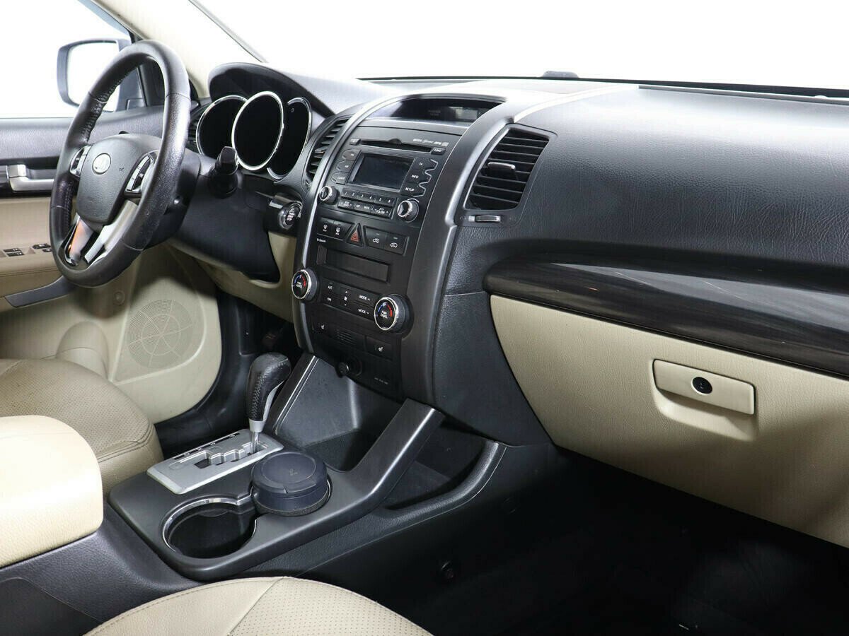 Kia Sorento, 2.2 л, АТ, 2010 фото 7