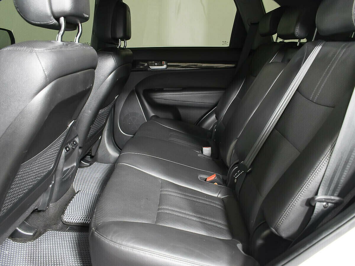 Kia Sorento, 2.4 л, АТ, 2016 фото 2