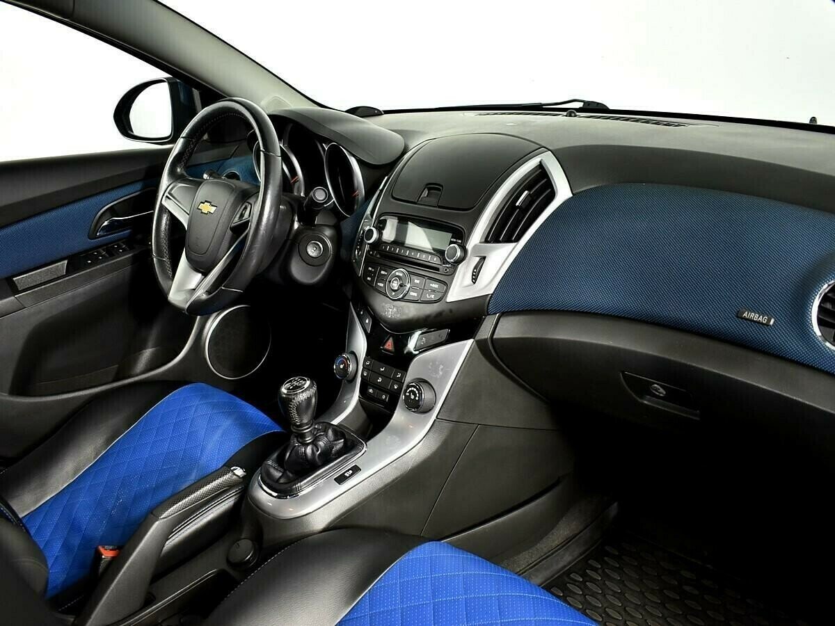 Chevrolet Cruze, 1.8 л, МТ, 2013 фото 2