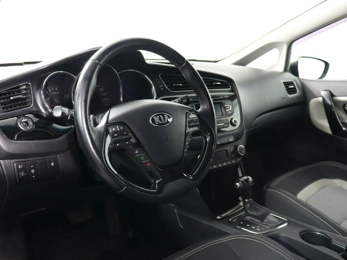 Kia Ceed, 1.6 л, АТ, 2015 фото 8