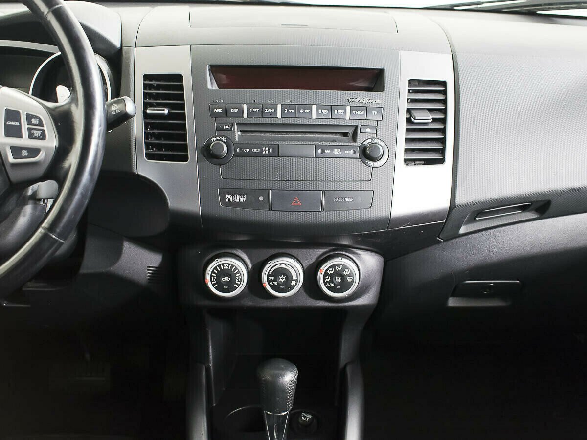 Citroen C-Crosser, 2.4 л, Вариатор, 2011 фото 8