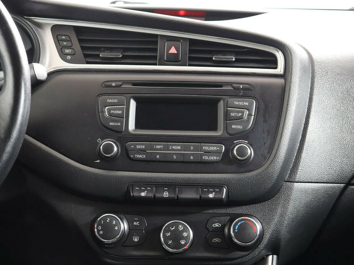 Kia Ceed, 1.6 л, Робот, 2015 фото 2