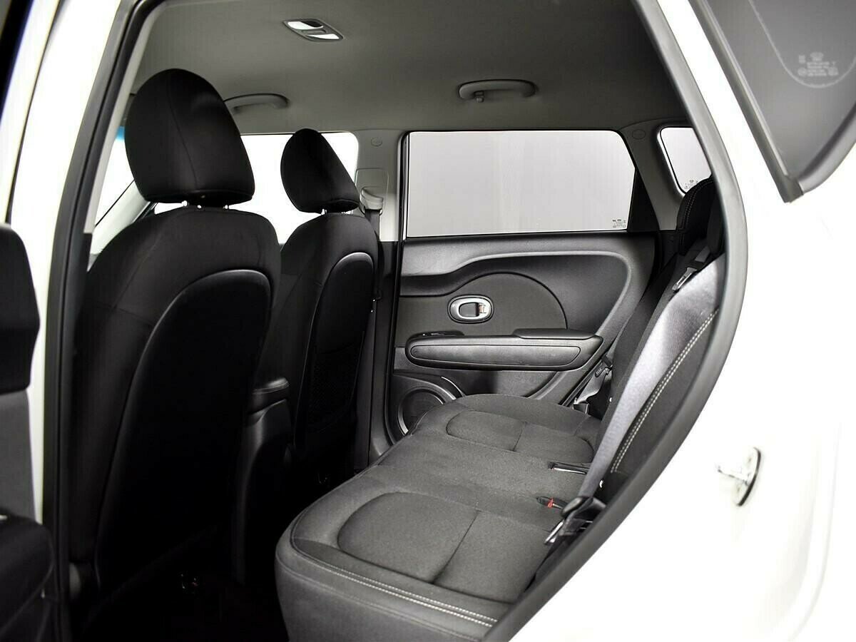 Kia Soul, 1.6 л, АТ, 2017 фото 2