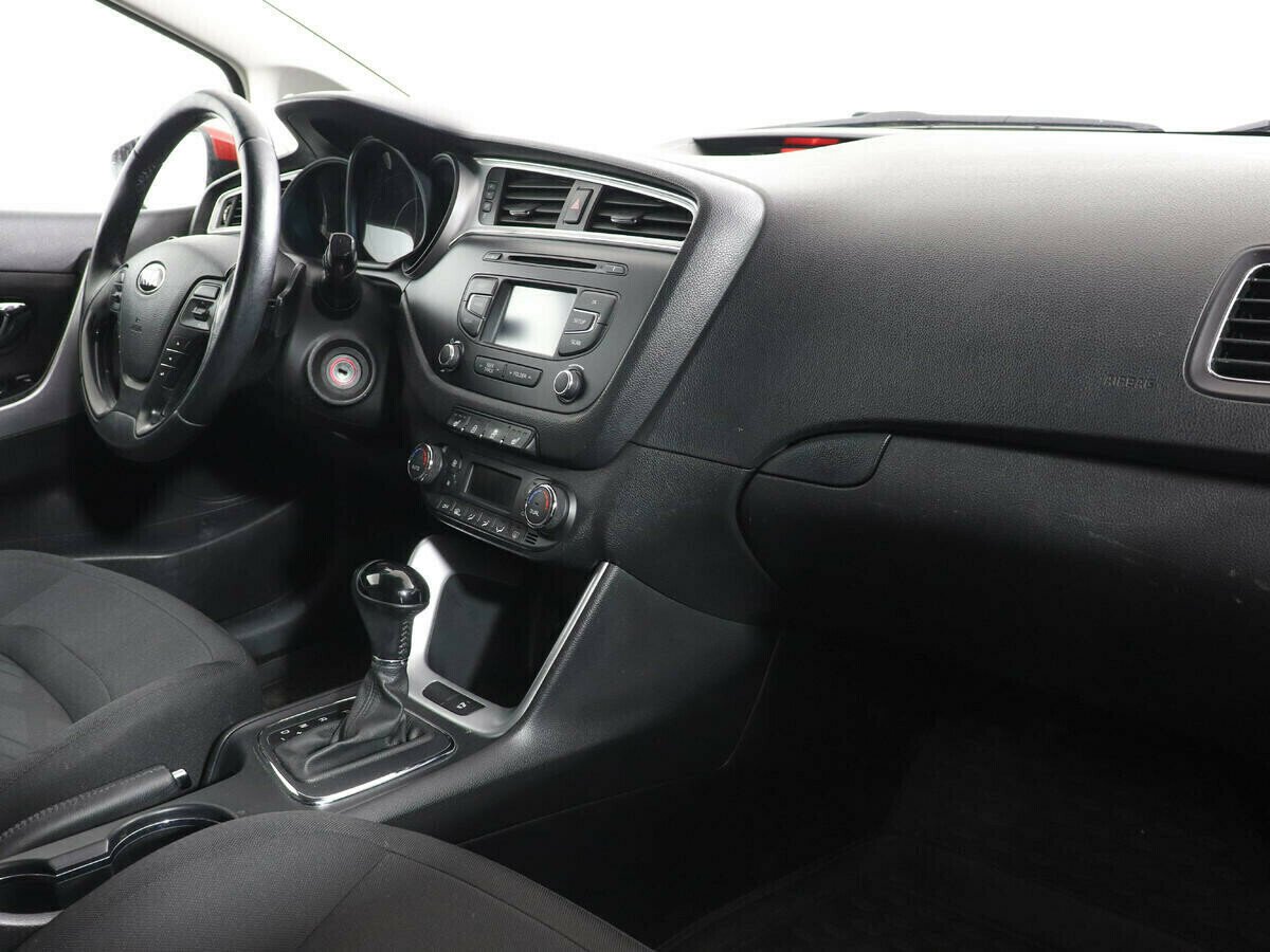 Kia Ceed, 1.6 л, АТ, 2018 фото 9
