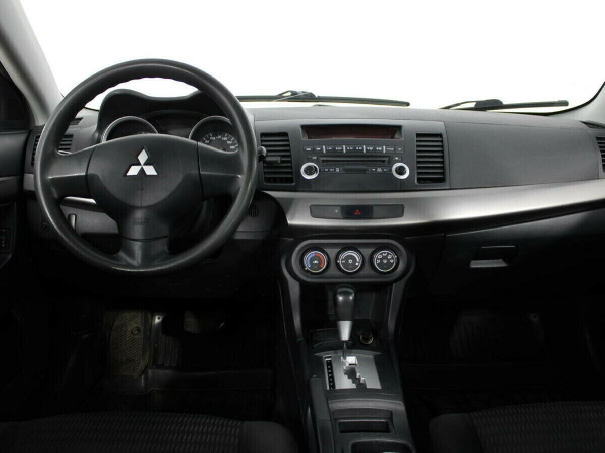 Mitsubishi Lancer, 1.6 л, АТ, 2013 фото 1